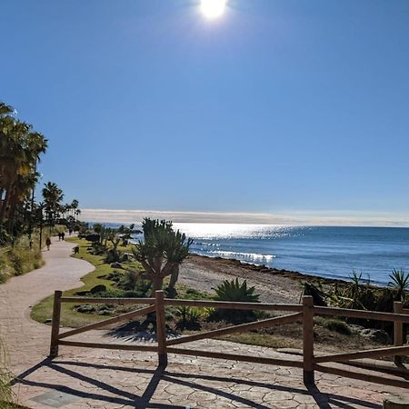 Seaside View Apartment Estepona Exterior photo