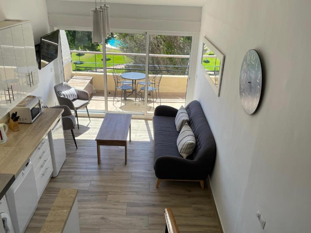 Seaside View Apartment Estepona Exterior photo