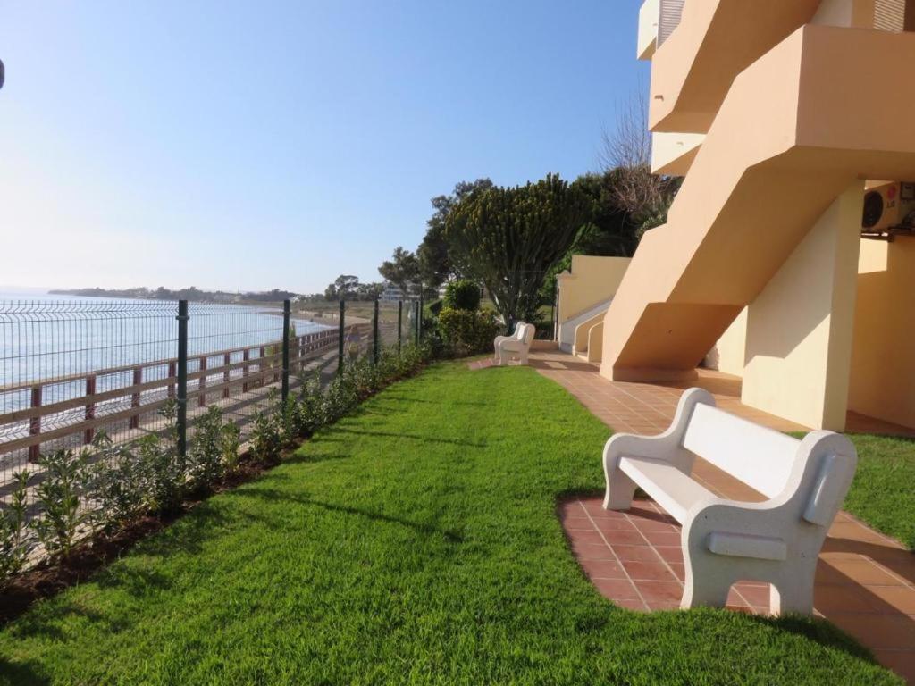 Seaside View Apartment Estepona Exterior photo