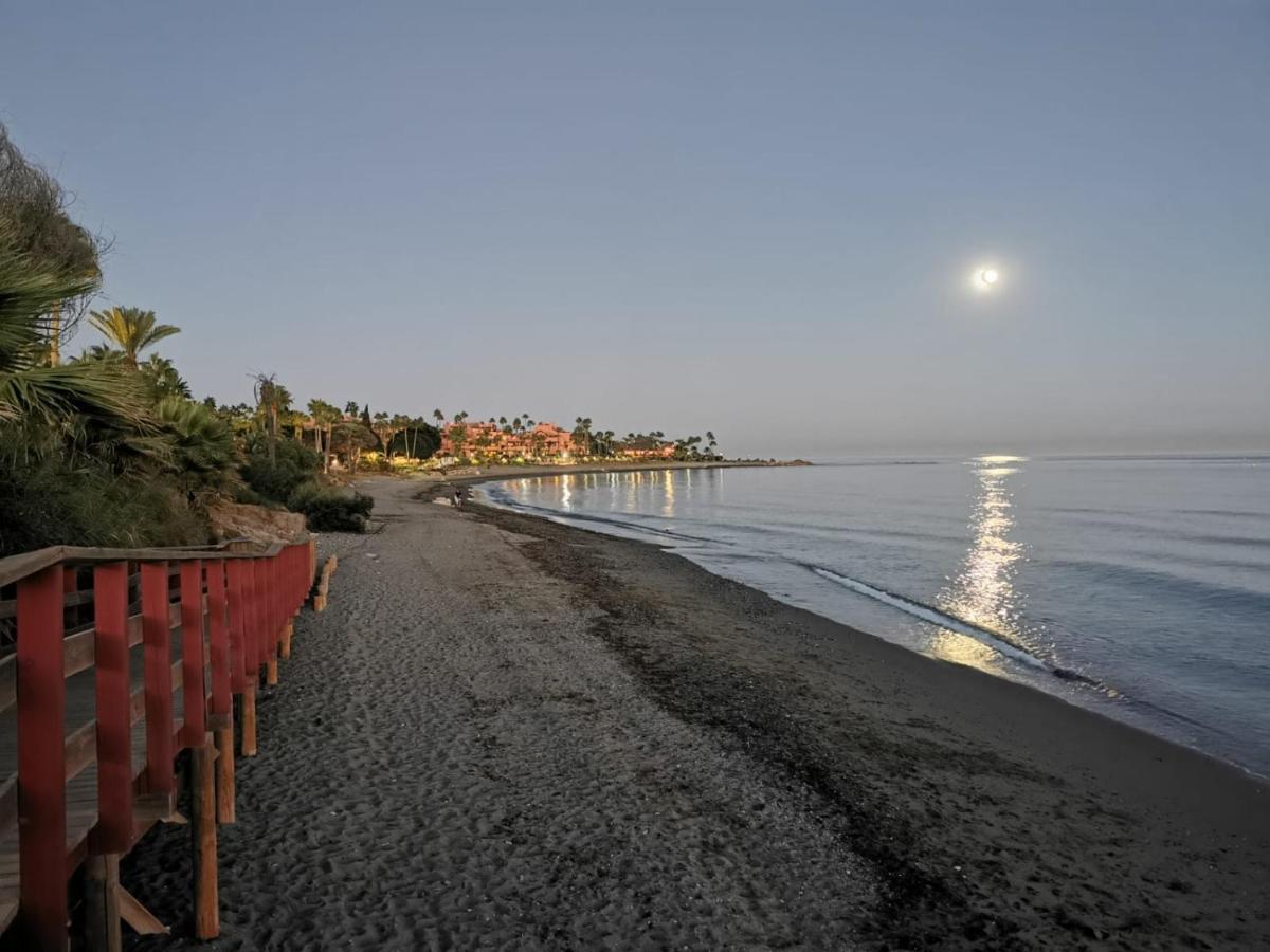 Seaside View Apartment Estepona Exterior photo